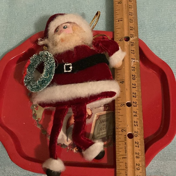 Lot of 9 Vintage Christmas Ornaments plus 1 Mini Metal Santa Tray. - Picture 14 of 16